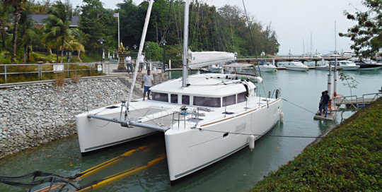 Lagoon 400 S2 - Multihull Survey Phuket