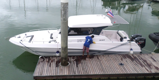 Silvercraft 31HT Power Boat Surveyed by Andaman Marine Surveyors.