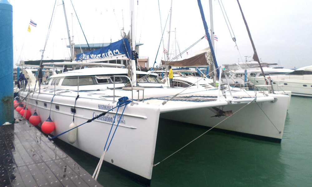 Fountaine Pajot Marquises 56