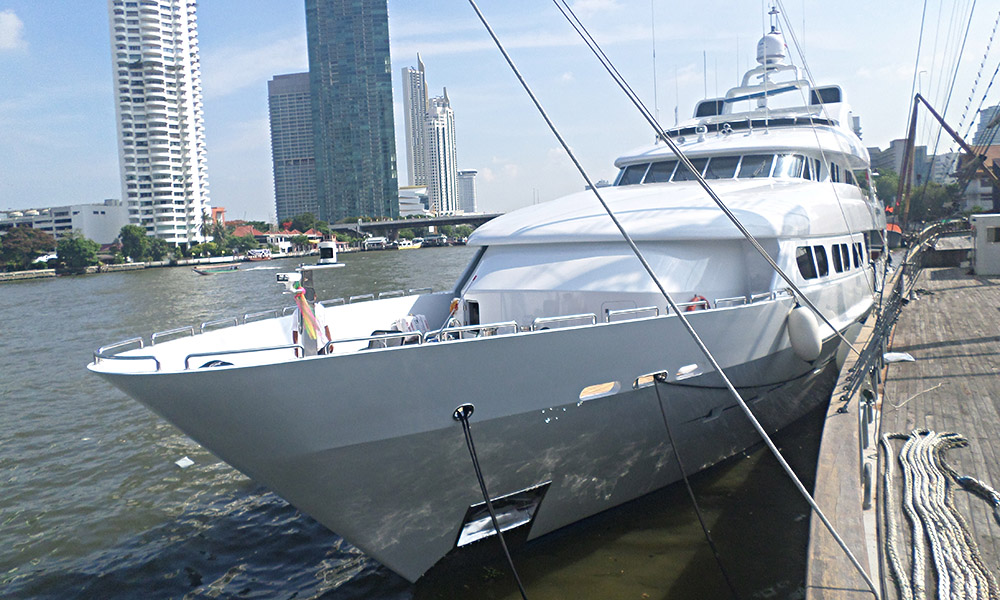 Cheoy Lee Custom 52M